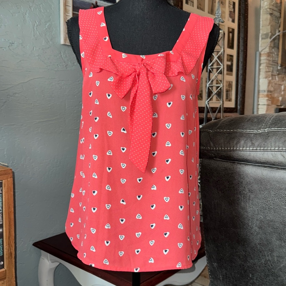 Woman’s XS LC Lauren Conrad Disney tank top like new (923)